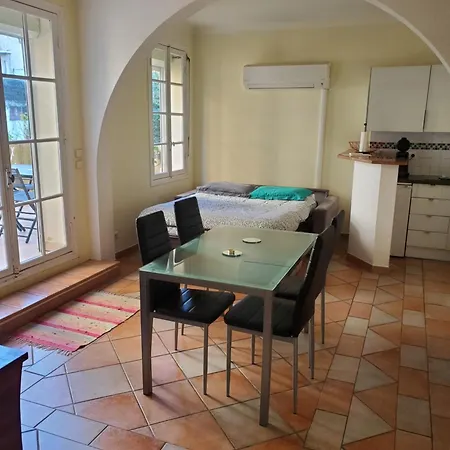 Апартаменты Le Pin Dore *