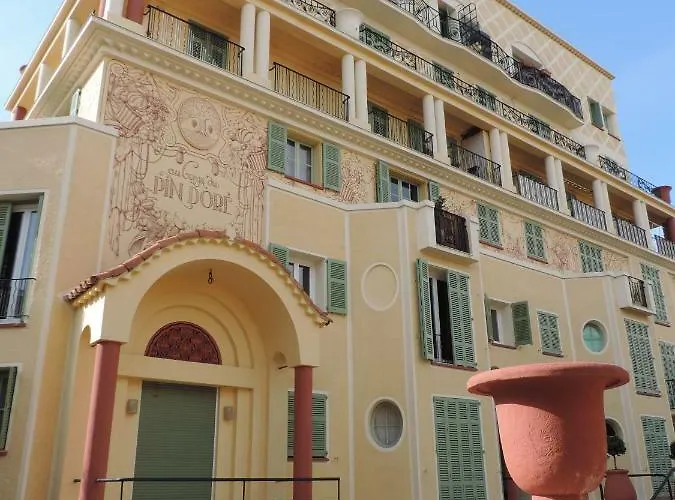 아파트 Le Pin Dore *